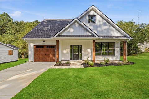 Photo of 10 N Azalea Street, Liberty, SC 29657 (MLS # 20303815)