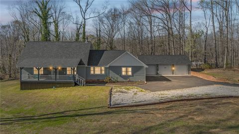 Photo of 390 Tranquil Drive, Laurens, SC 29360 (MLS # 20299103)