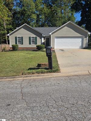 Photo of 126 kingsgate Way, Anderson, SC 29621 (MLS # 20307322)