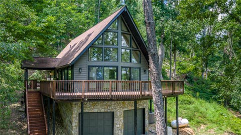 Photo of 805 Whispering Falls Drive, Pickens, SC 29671 (MLS # 20304736)