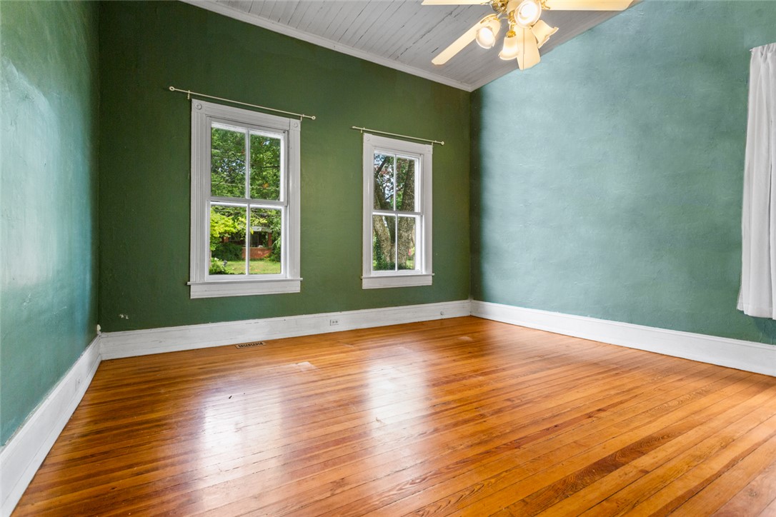 300 South Fairplay Street, Seneca, South Carolina image 6