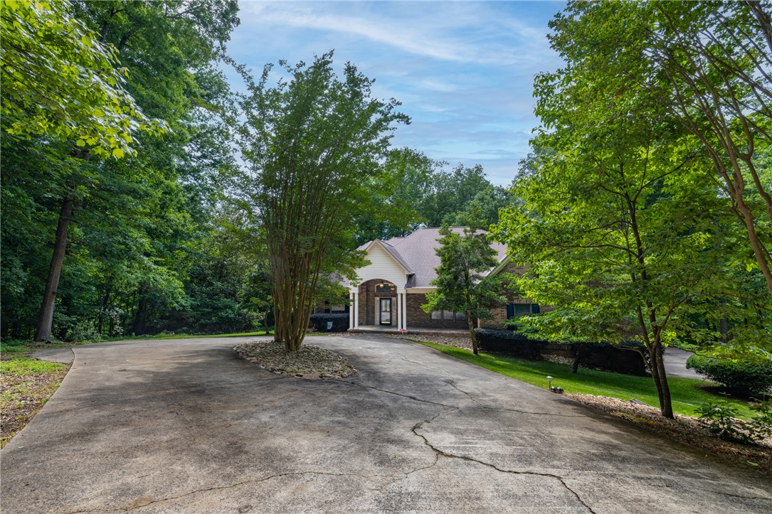 Photo 1 of 43 — 480 Pin Du Lac Drive, Central, SC 29630