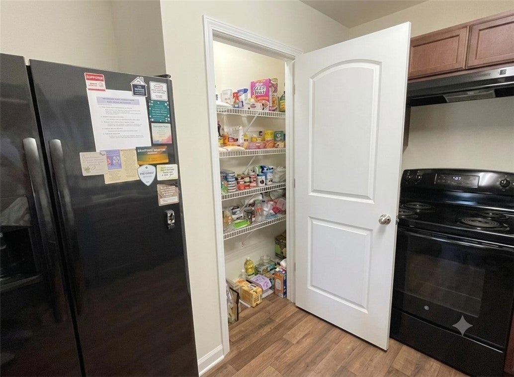 175 Strawberry Place - Photo 3