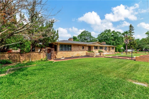 Photo of 5 N OAK Street, Williamston, SC 29697 (MLS # 20303350)