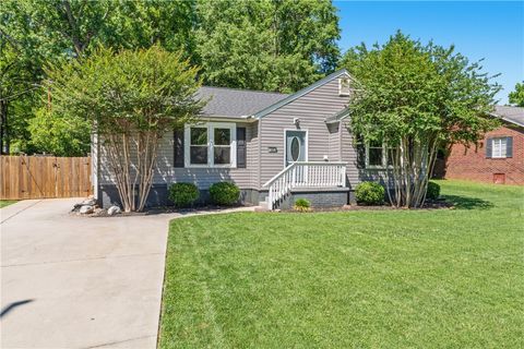 Photo of 109 Beulah Drive, Anderson, SC 29625 (MLS # 20301364)