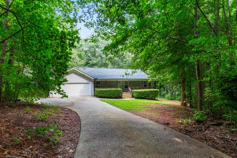 Photo of 433 Burns Mill Road, West Union, SC 29696 (MLS # 20304431)