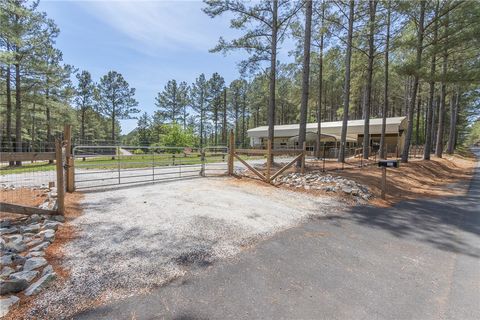 Photo of 203 Fishers Cove Road, Fair Play, SC 29643 (MLS # 20300860)