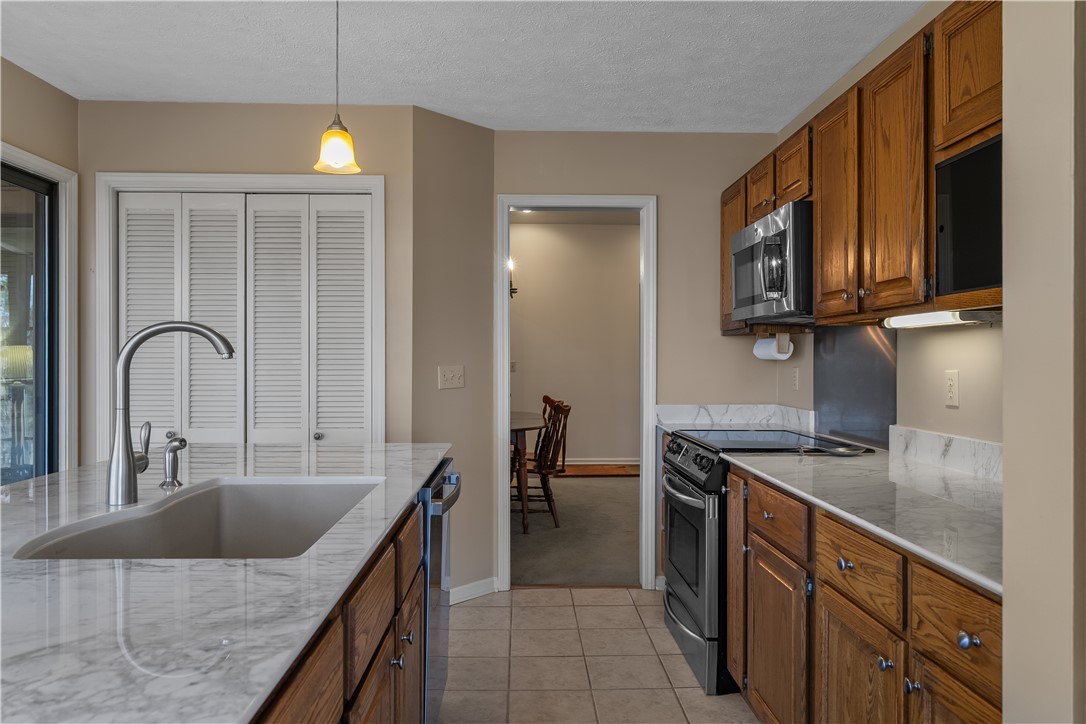 6 Marina View Circle, Salem, South Carolina image 18