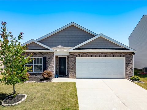 Photo of 525 Ashwood Way, Easley, SC 29640 (MLS # 20299849)