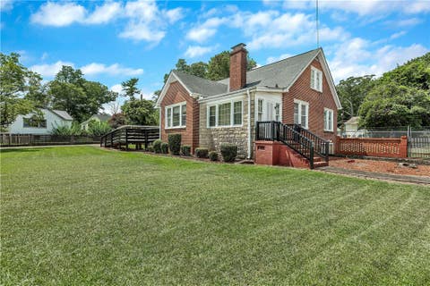 Photo of 500 Buena Vista Avenue, Anderson, SC 29624 (MLS # 20305359)