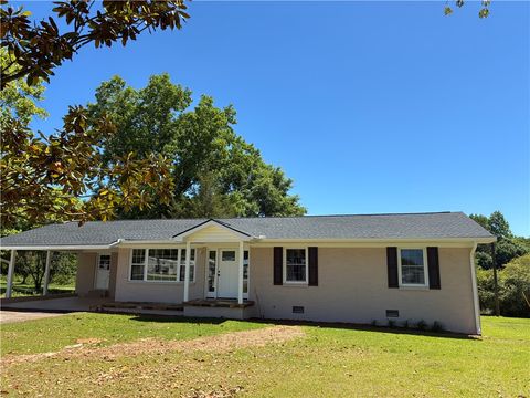 Photo of 1238 Ebenezer Road, West Union, SC 29696 (MLS # 20301433)