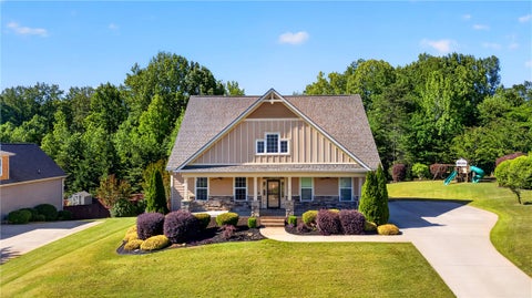 Homes For Sale - 6 Setting Sun Lane<br/> Travelers Rest, SC 29690