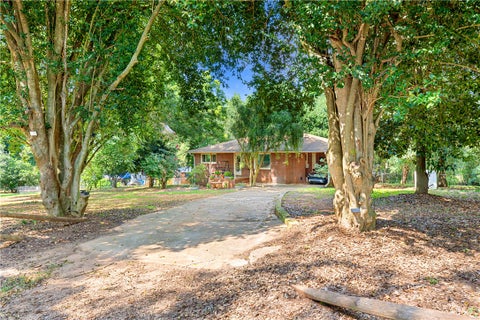 Photo of 655 Old Hendry Church Road, Canon, GA 30520 (MLS # 20306308)