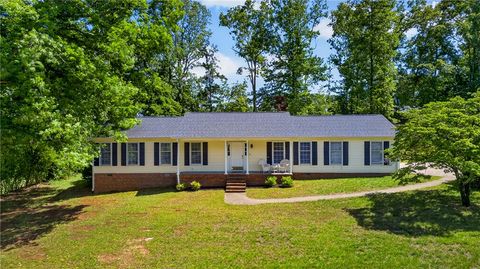 Photo of 9 Williams Road, Travelers Rest, SC 29690 (MLS # 20301972)