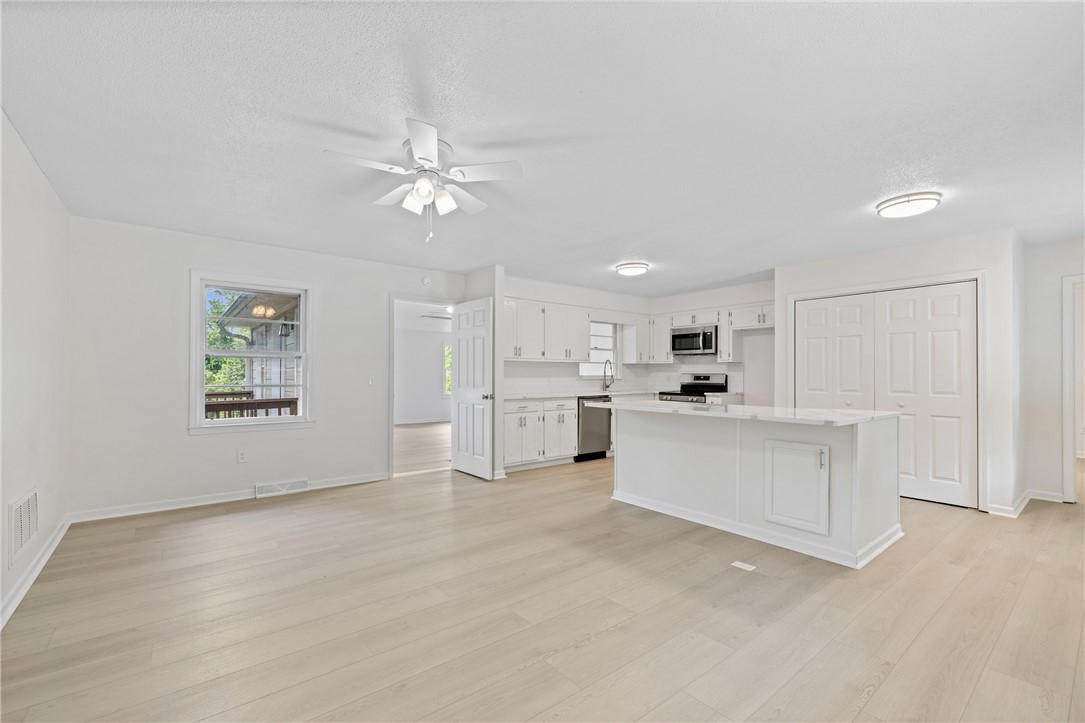 134 Evergreen Court, Central, South Carolina image 6