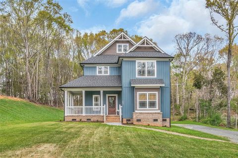 Photo of 318 Dancing Water Drive, Chesnee, SC 29323 (MLS # 20299561)