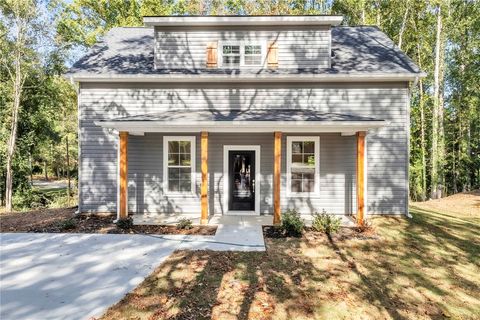 Photo of 228 Saluda Street, Belton, SC 29627 (MLS # 20293638)