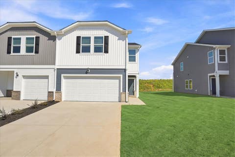 Townhouse For Sale - 439 Blissful Court<br/> Greenville County, Taylors, SC 29687