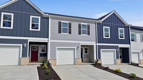 Townhouse For Sale - 133 Kerwin Court<br/> Greer, SC 29651