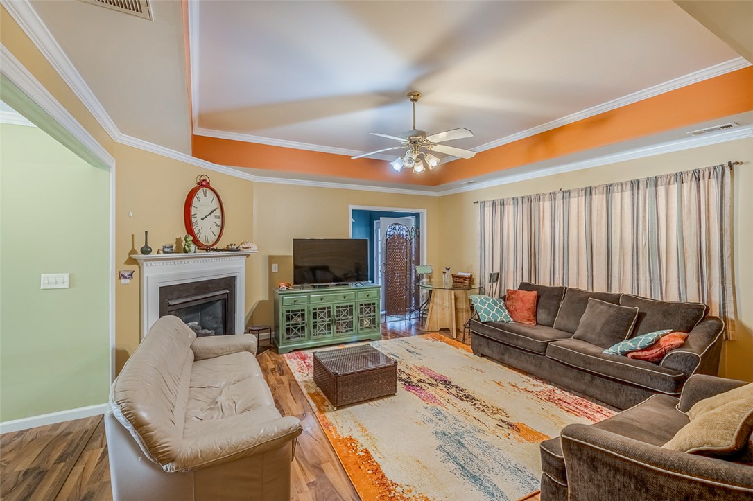 14 River Run Court, Greenville, South Carolina image 3