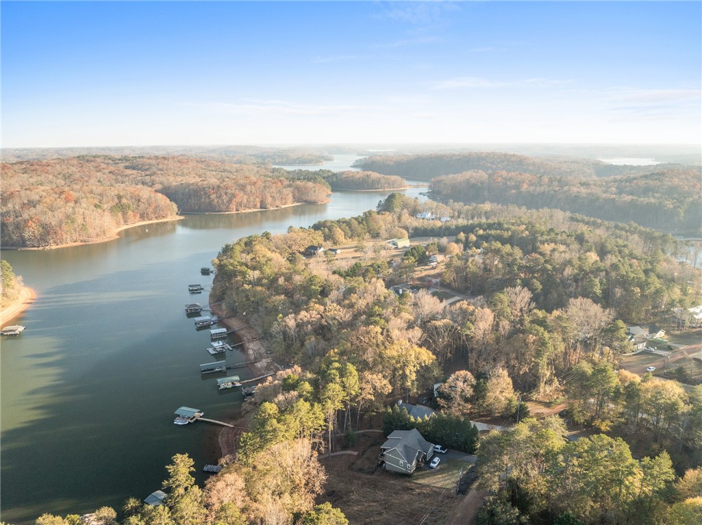 201 Elm Drive, Westminster, South Carolina image 3