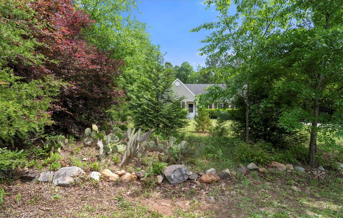 405 Whispering Lane, Seneca, South Carolina image 3