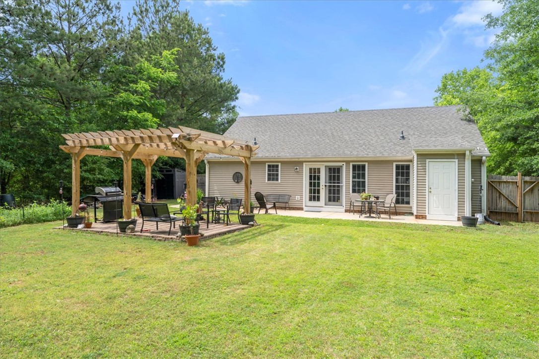 405 Whispering Lane, Seneca, South Carolina image 4