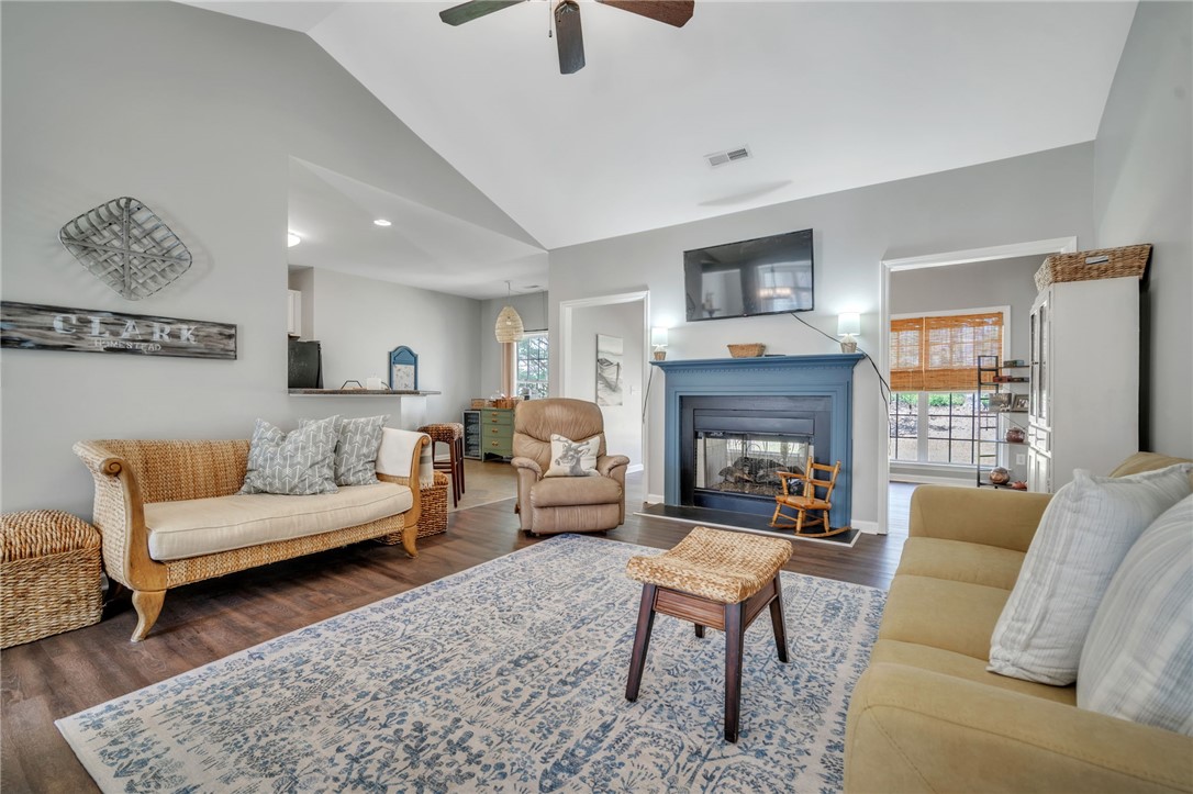 111 Pleasant Woods Road, Piedmont, South Carolina image 2