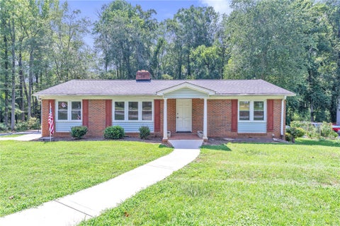 Photo of 410 Stewart Drive, Easley, SC 29640 (MLS # 20304449)
