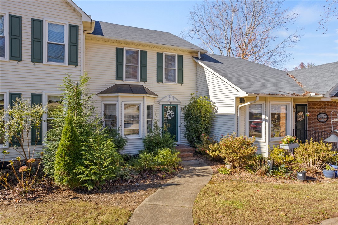 321 Angie Drive, Taylors, South Carolina image 1