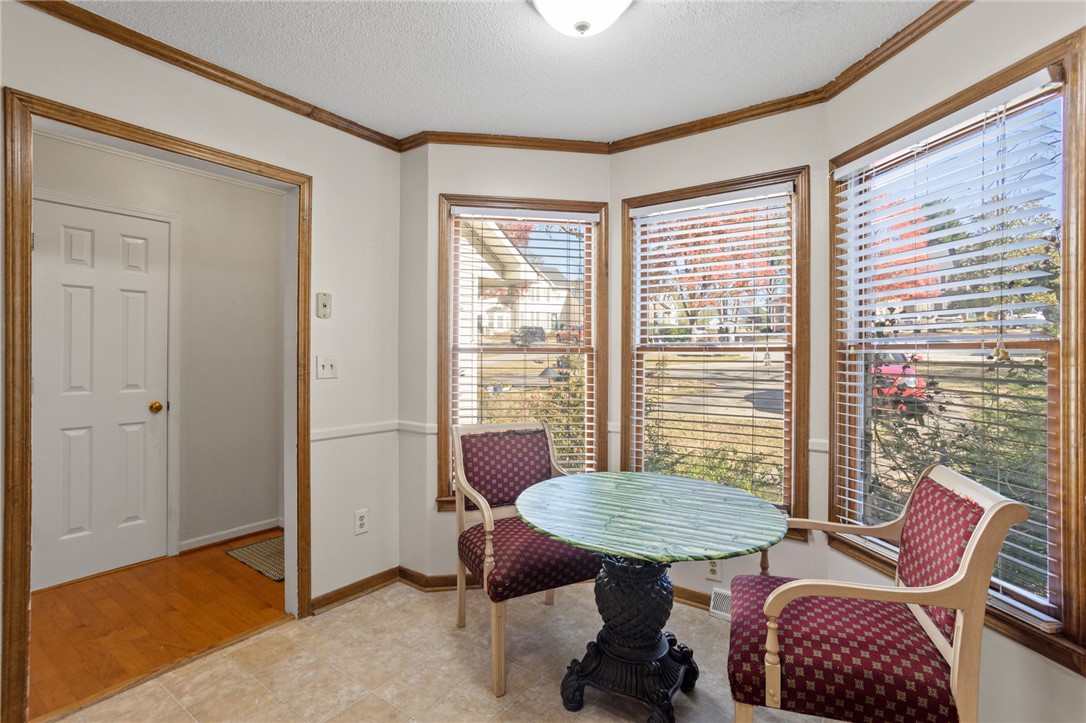 321 Angie Drive, Taylors, South Carolina image 7