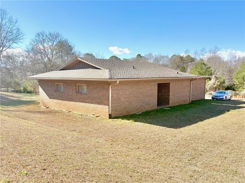 Photo of 1404 Farrs Bridge Road, Easley, SC 29640 (MLS # 20301264)