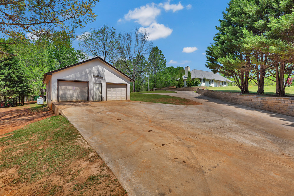 703 Burnt Tanyard Road, Salem, South Carolina image 32