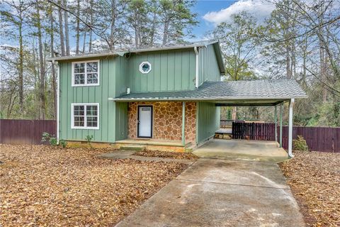 Photo of 304 N Isundega Street, Westminster, SC 29693 (MLS # 20295341)