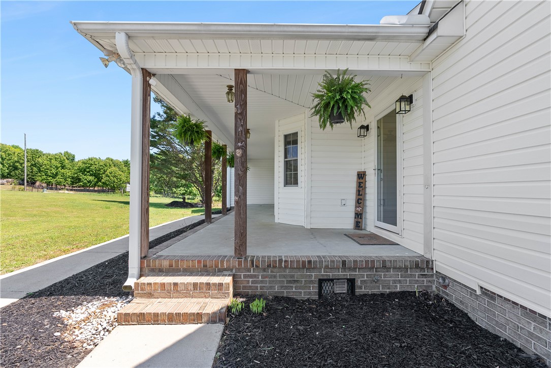 1110 Pine Top Road, Belton, South Carolina image 4