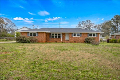 Photo of 313 Rhodehaven Drive, Anderson, SC 29625 (MLS # 20298683)
