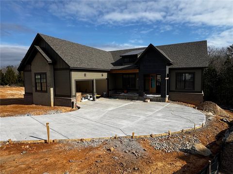 Photo of 709 Hemlock Court, Salem, SC 29676 (MLS # 20298052)