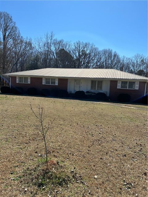 A home in Starr