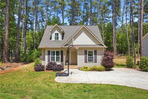 Photo of 213 Singing Pines Road, Seneca, SC 29678 (MLS # 20300423)