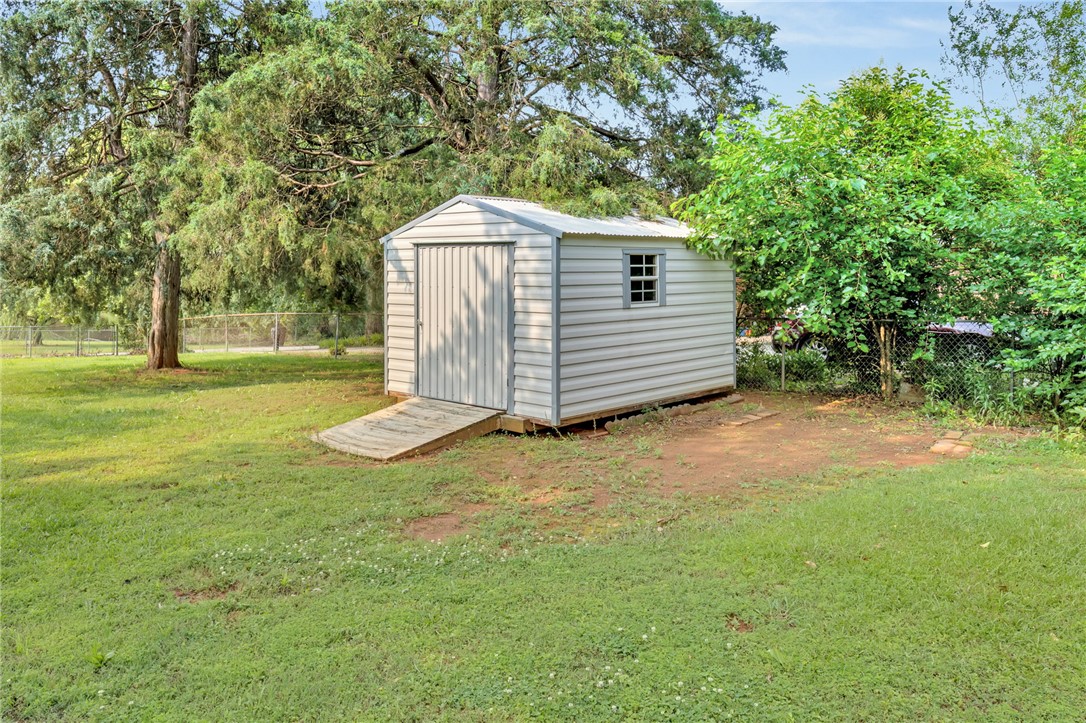 Anderson, South Carolina 29625, United States, 4 Bedrooms Bedrooms, ,3 BathroomsBathrooms,Residential,Pending,145226