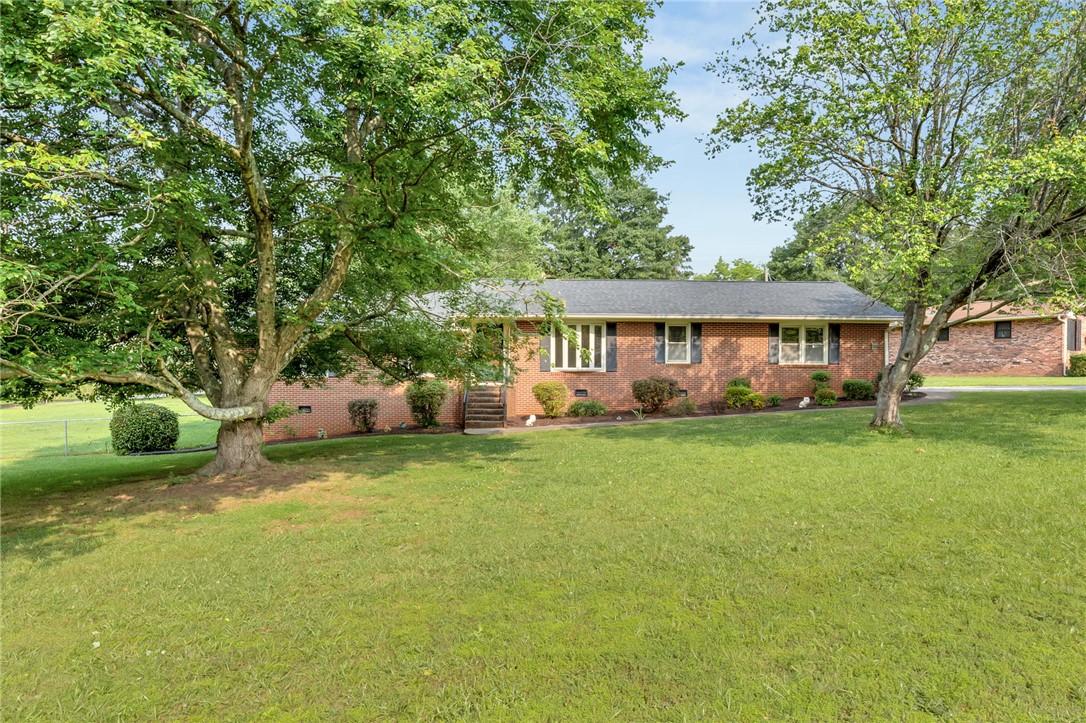 Anderson, South Carolina 29625, United States, 4 Bedrooms Bedrooms, ,3 BathroomsBathrooms,Residential,Pending,145226