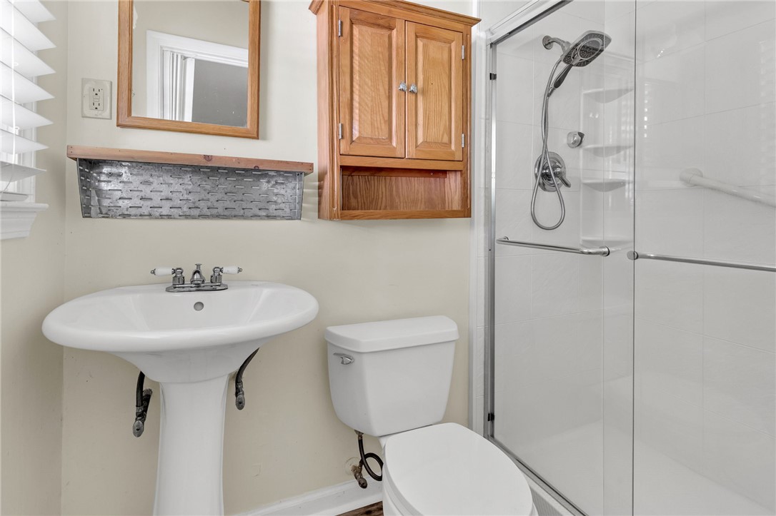 Anderson, South Carolina 29625, United States, 4 Bedrooms Bedrooms, ,3 BathroomsBathrooms,Residential,Pending,145226