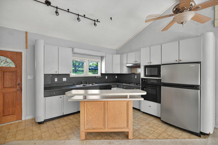 1105 Prater Lane, Townville, South Carolina image 4