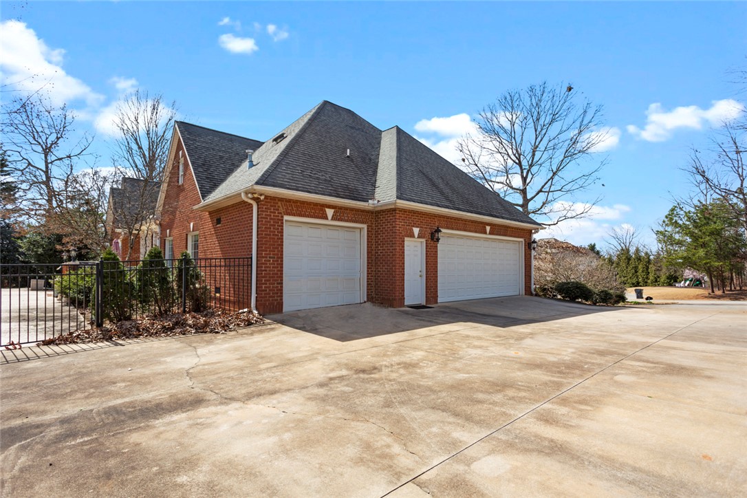 200 Oakmont Drive, Anderson, South Carolina image 7