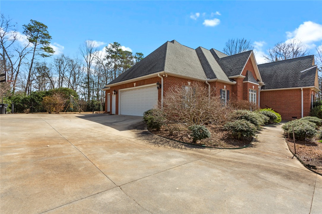 200 Oakmont Drive, Anderson, South Carolina image 8