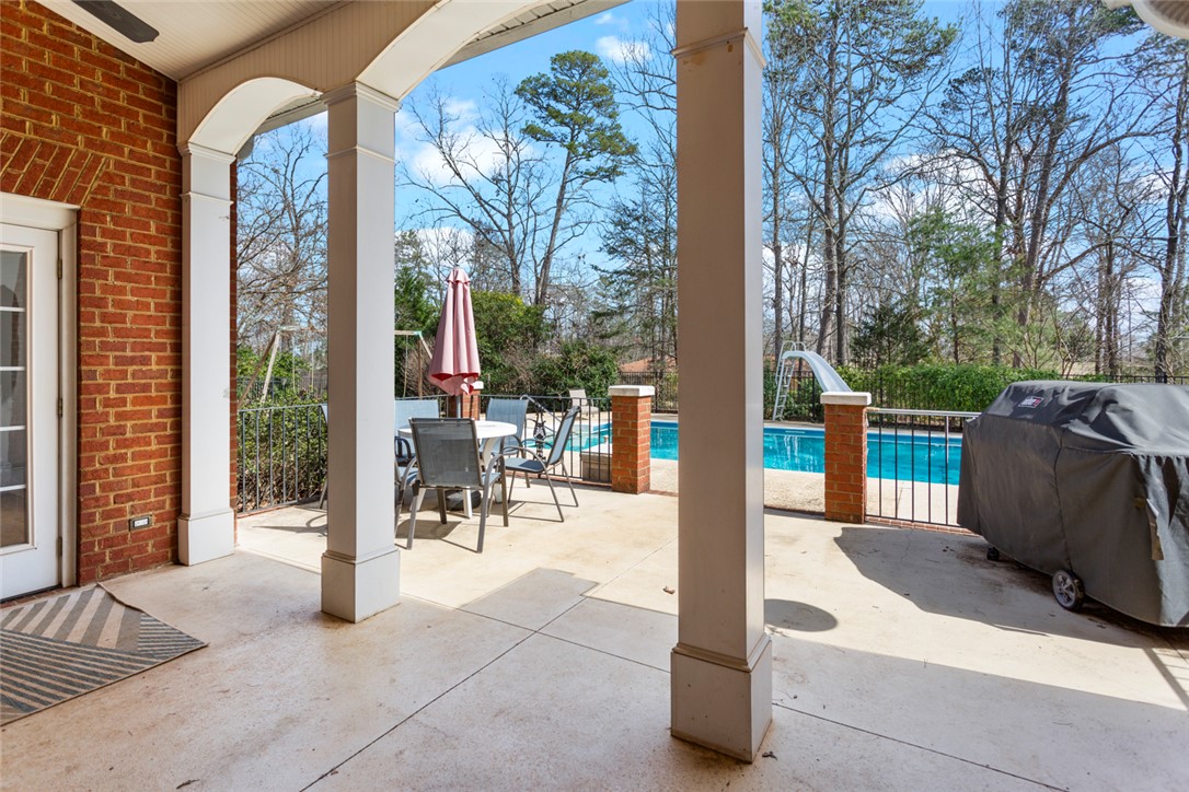 200 Oakmont Drive, Anderson, South Carolina image 9