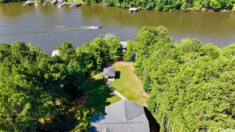 Photo of 112 waterside Drive, Iva, SC 29655 (MLS # 20304122)