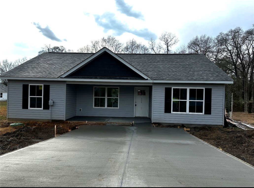 209 Lincoln Lane, Honea Path, South Carolina image 1