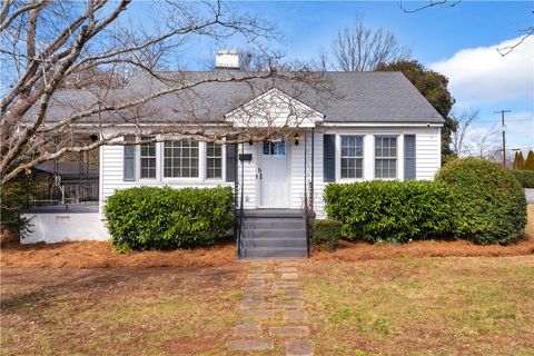 Photo of 305 E Broad Street, Anderson, SC 29621 (MLS # 20297532)