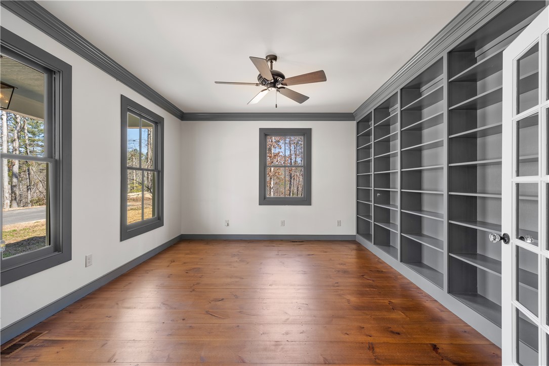 111 Moccasin Run, Sunset, South Carolina image 11